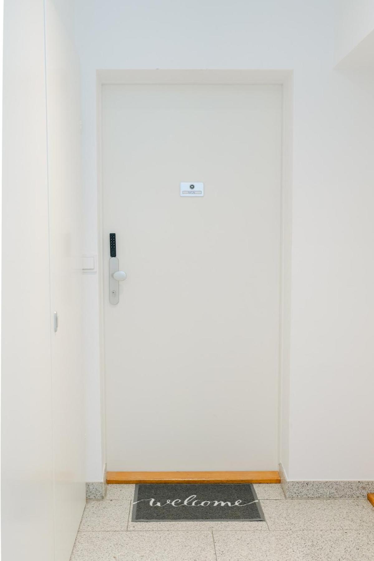 Cozy Corner Perfect For 4 To 6 Hip Area And Parking * Vienne