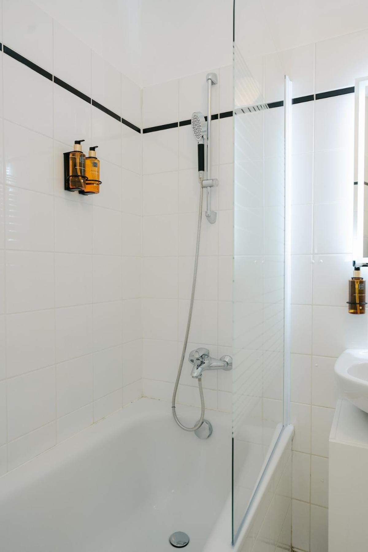 Cozy Corner Perfect For 4 To 6 Hip Area And Parking Appartement
