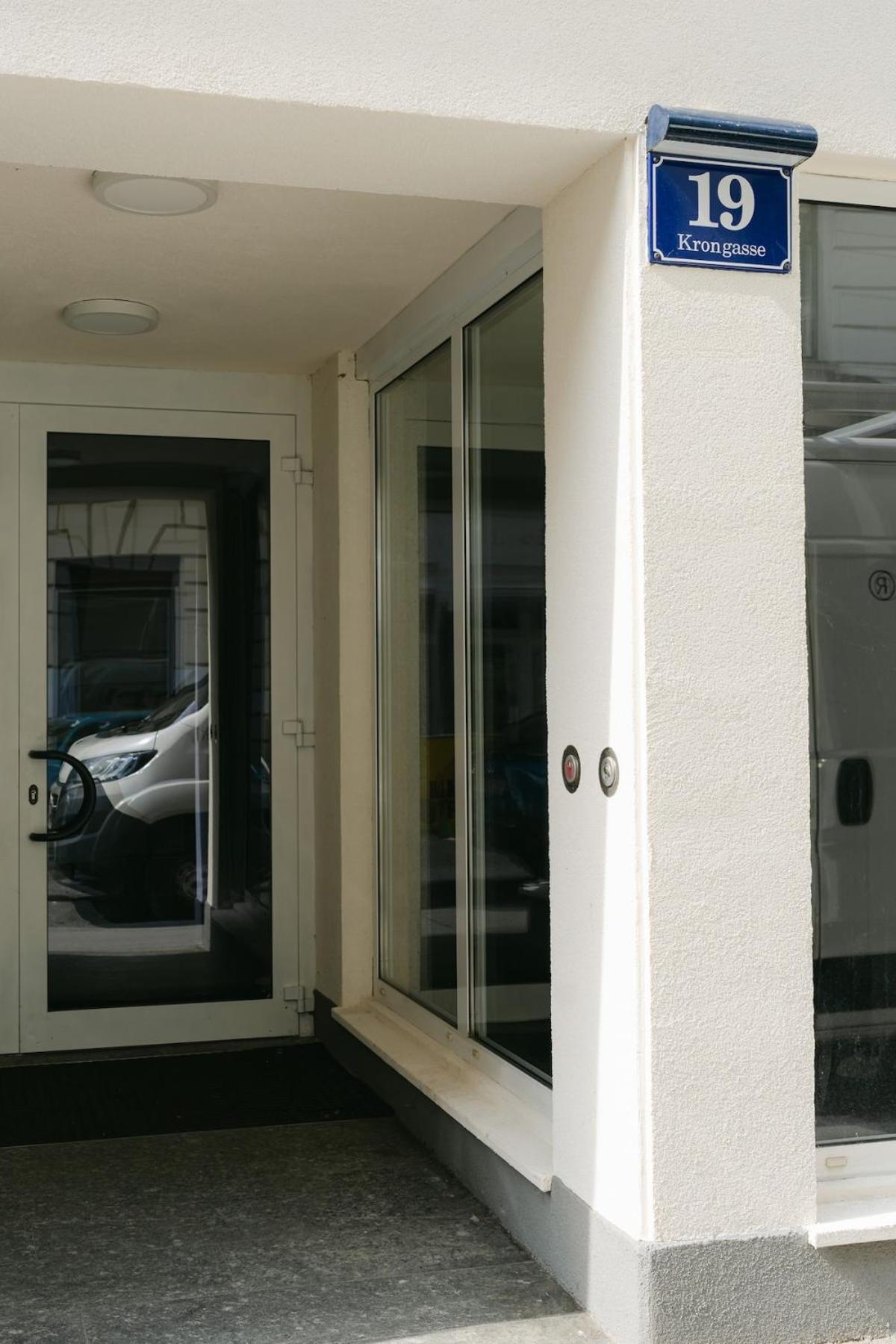Appartement Cozy Corner Perfect For 4 To 6 Hip Area And Parking