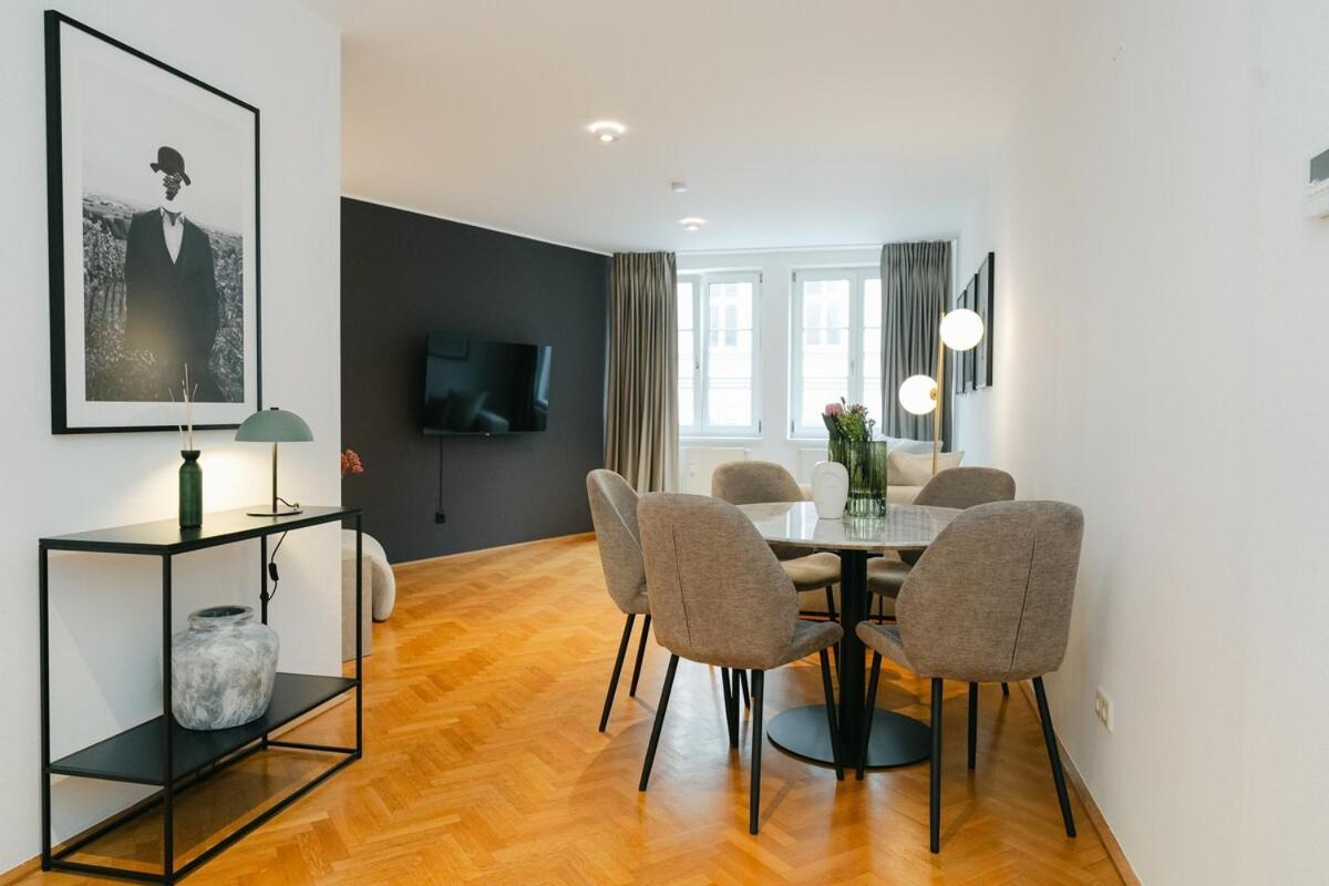 Appartement Cozy Corner Perfect For 4 To 6 Hip Area And Parking *